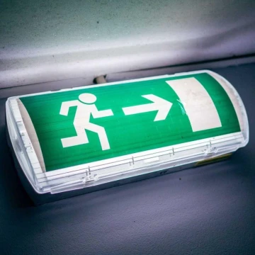 LED-hätävalo säännöllisen toimintatestin kanssa EMERGENCY EXIT LED/3W/230V 6400K IP65